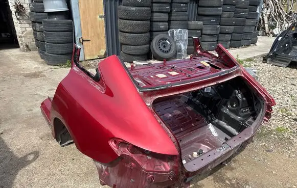 Mercedes-Benz EQE v295 Rear bodywork