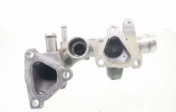 Lexus RX 450H Engine coolant pipe/hose