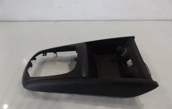 Hyundai i30 Other interior part 846512R041