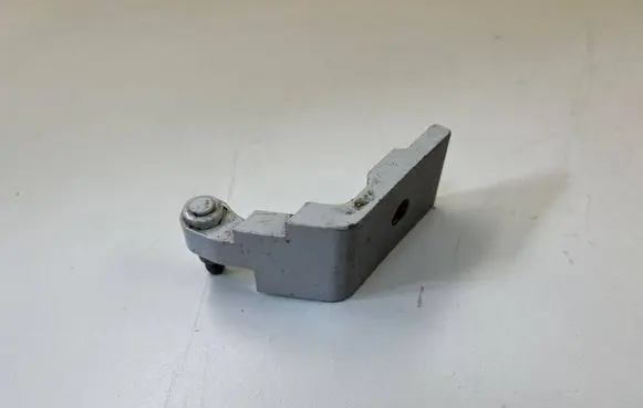 BMW X5 E70 Rear door lower hinge A046574 7160826
