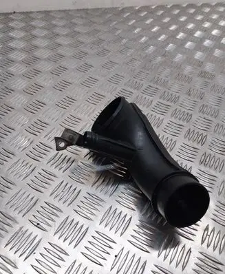 BMW X6 E71 Intercooler pipe mounting bracket 1564310 1300123 779838