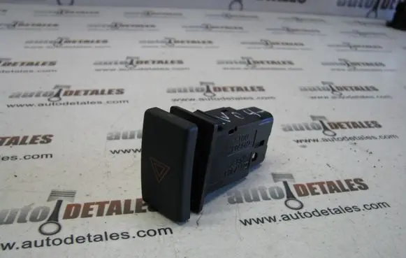 Toyota Avensis T250 Hazard light switch