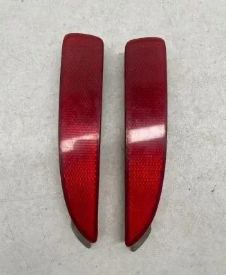 Mazda 5 Rear tail light reflector E4023187