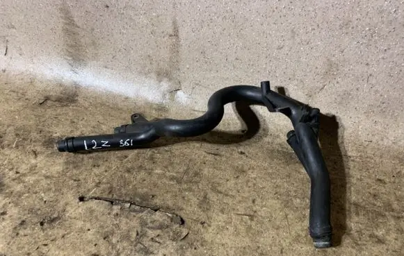 BMW 5 E60 E61 Engine coolant pipe/hose 7780001