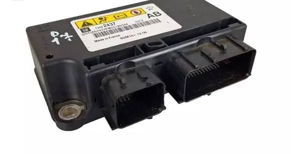 Opel Astra H Airbag control unit/module 13582437