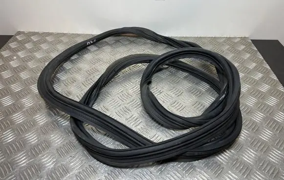 Fiat 500X Trunk rubber seal (body) 
