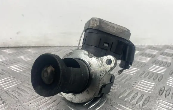 Mercedes-Benz C W203 EGR valve 00005320C6 AC6159580308 A6461400060