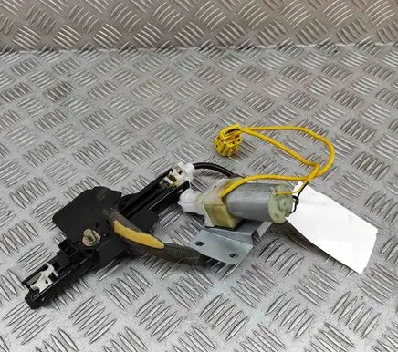 Volkswagen Phaeton Seat belt adjustment motor 3D0857819C 3D0858147C