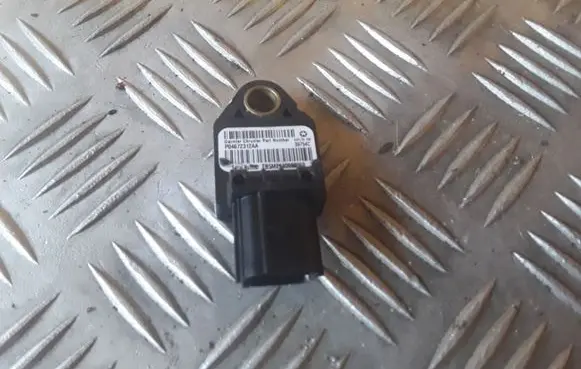 Dodge Caliber Airbag deployment crash/impact sensor P04672312AA
