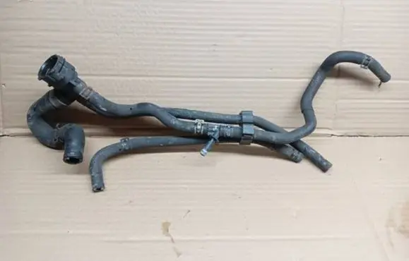 Volkswagen Golf Sportsvan Coolant pipe/hose 5Q0122291E