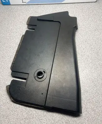 BMW 5 E39 Foot area side trim 8159734