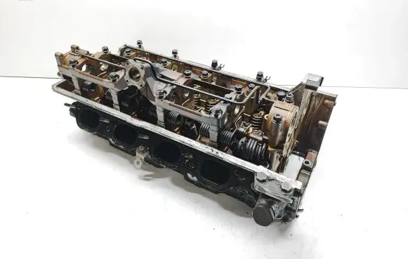 BMW 7 E65 E66 Engine head 7506390