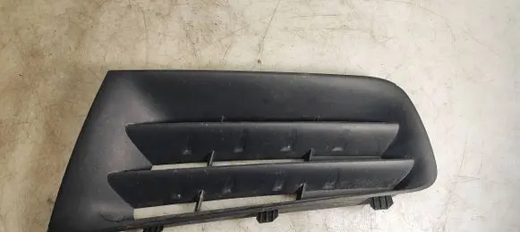 Renault Megane II Front bumper lower grill 8200412381