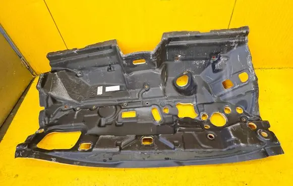 Peugeot 3008 III Under panel sound insulation 9839792980