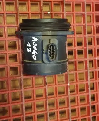 Volvo XC60 Mass air flow meter 30785472