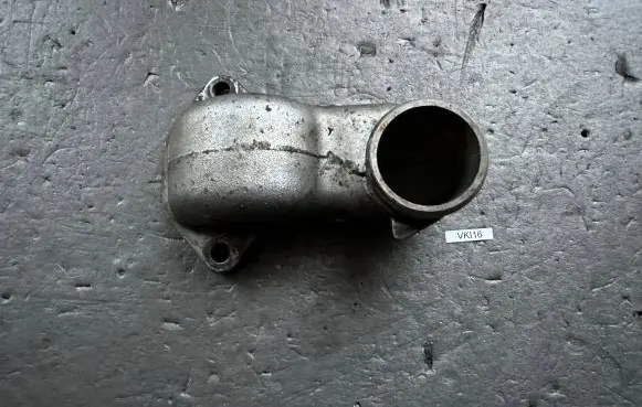 Coolant pipe/hose