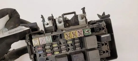 Ford Transit Fuse module 6C1T14A067AA