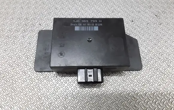 Volkswagen Golf IV Comfort/convenience module 1J0959799H