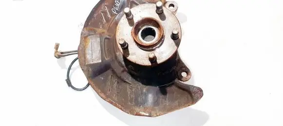Subaru Legacy Front wheel hub
