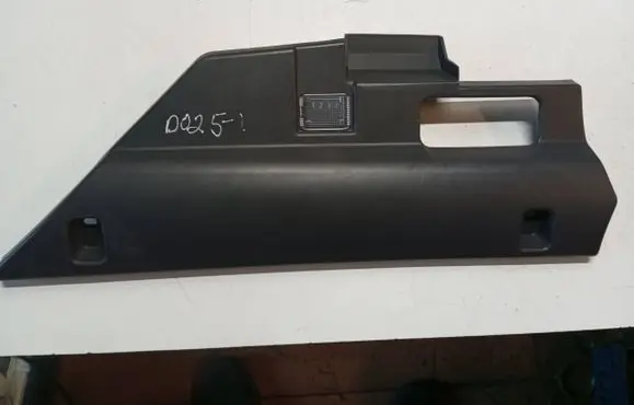 Volvo XC60 Dashboard lower bottom trim panel 8630198