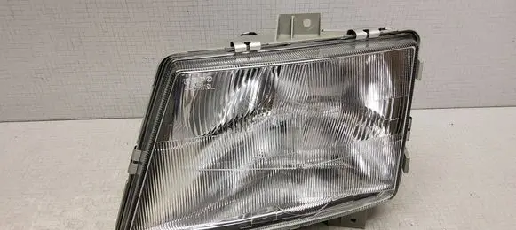 Mercedes-Benz Vito Viano W638 Headlight/headlamp ZSB111060L 4401119R 054401101N