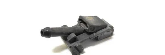 Windshield washer spray nozzle