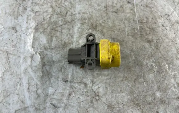 Ford Fusion Fuel cut-off switch 2S6T9341BB 021211B14