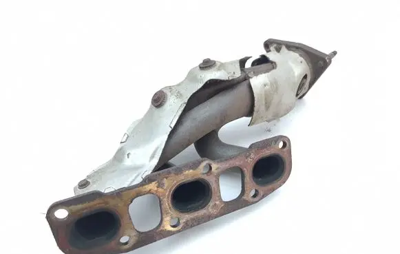 Nissan 370Z Exhaust manifold