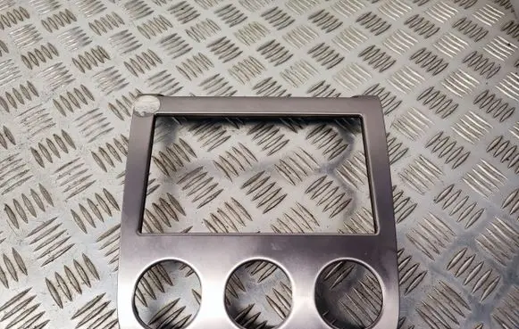 Nissan Murano Z50 Climate control/heater control trim A6300000
