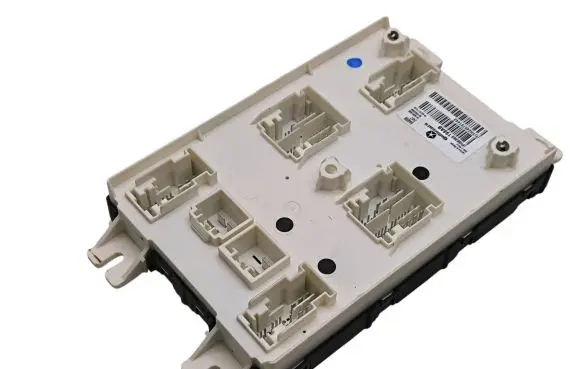 Chrysler Pacifica Central body control module 68360198AB P68360198AB YH245701443