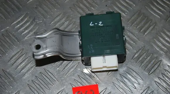 Lexus IS 220D-250-350 Door control unit/module 8597053030