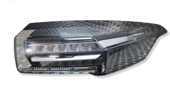 Peugeot 308 Rear/tail lights S27635185