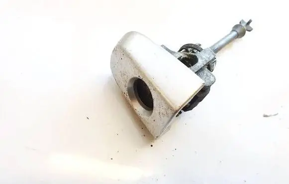 Toyota Urban Cruiser (XP110) Front door lock (next to the handle) 061b