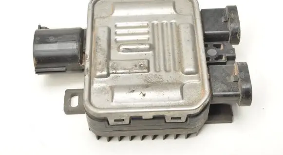 Volvo XC60 Coolant fan relay 940009402