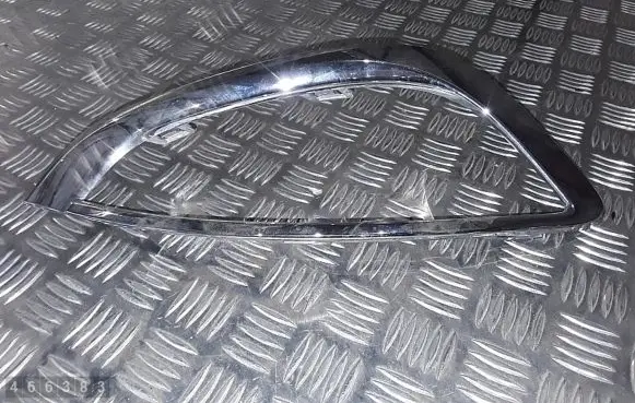 Chrysler Pacifica Front bumper splitter molding 5sd10sz0ac