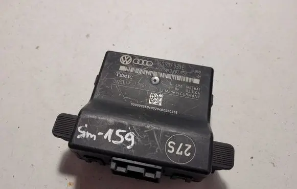 Volkswagen Golf V Gateway control module 1K0907530E 1K0907951