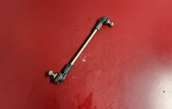 BMW X2 F39 Front anti-roll bar/stabilizer link 6862864