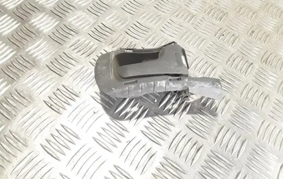 Loading door interior handle