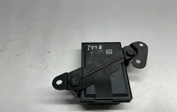 Chevrolet Camaro Suspension control unit/module 84473290