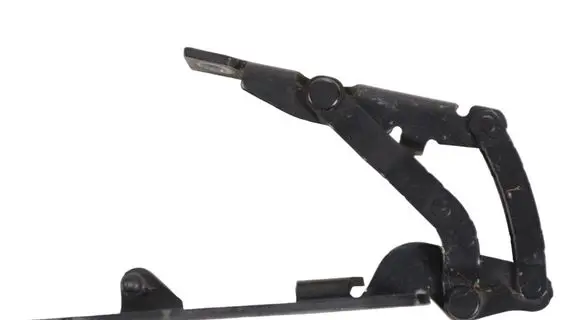 BMW 6 E63 E64 Engine bonnet/hood hinges 7064159