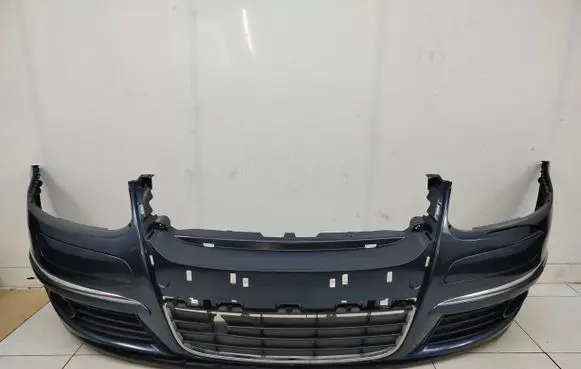 Volkswagen PASSAT B6 Front bumper 2005R