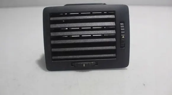 Skoda Fabia Mk1 (6Y) Dashboard side air vent grill/cover trim
