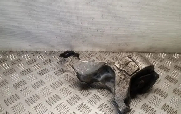 Honda FR-V Gearbox mount