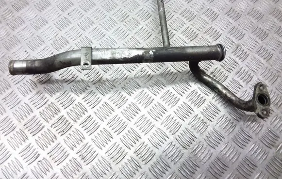 Volvo V70 Engine coolant pipe/hose