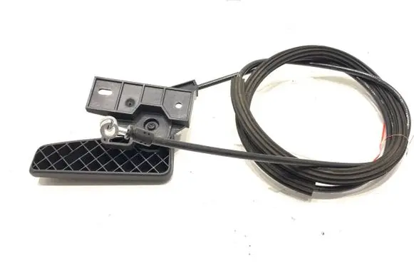 Skoda Karoq Engine bonnet/hood lock release cable 