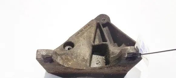 Audi A6 S6 C4 4A Engine mounting bracket 4a0199353a
