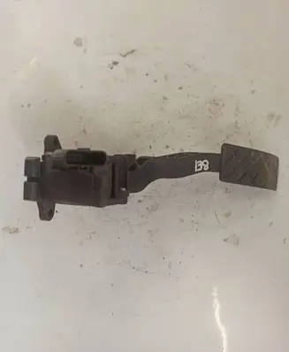 Skoda Fabia Mk3 (NJ) Accelerator throttle pedal 6C1723503B