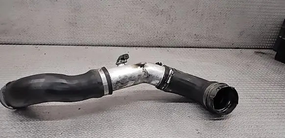 BMW 1 E81 E87 Intercooler hose/pipe 1161779013001