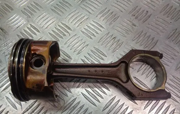 BMW 3 E46 Piston with connecting rod