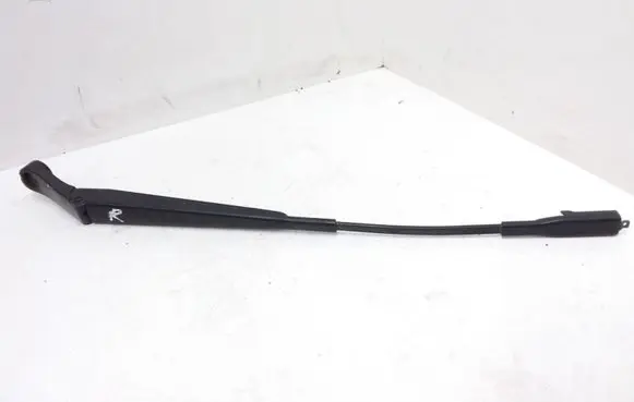 Opel Zafira B Front wiper blade arm 13145564
